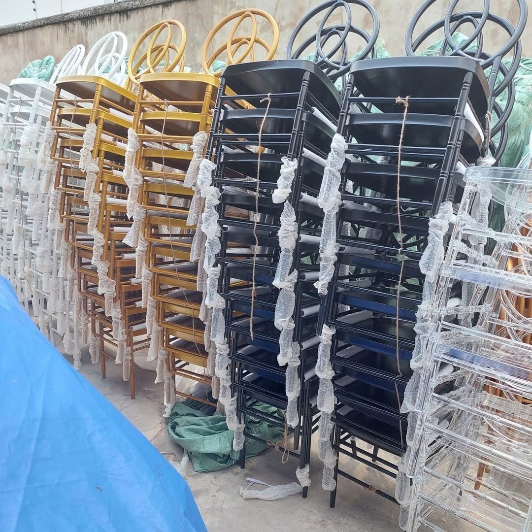 Stackable Banquet Dining Plastic X Back Resin Crossback Chair for Event Vintage Design Farm Vineyard Oak Wood X Back Chairs Wooden Brown Chair Cross Back for sale at wholesale prices - Image 3