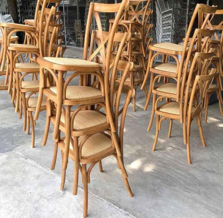 Stackable Banquet Dining Plastic X Back Resin Crossback Chair for Event Vintage Design Farm Vineyard Oak Wood X Back Chairs Wooden Brown Chair Cross Back for sale at wholesale prices - Image 5