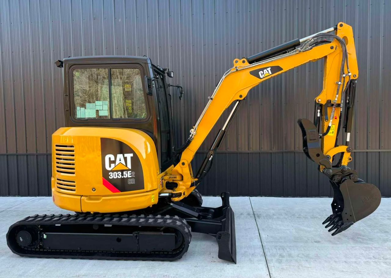Jcb/Cat Mini Excavators